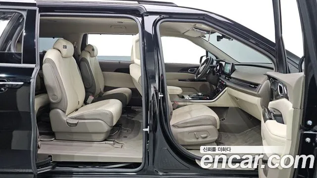 Kia Carnival 2022 thumb 5