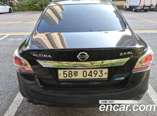 Nissan Altima 2015 thumb 6