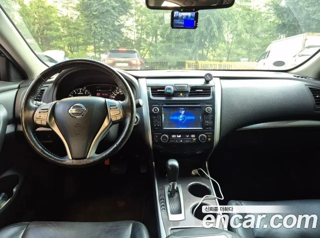 Nissan Altima 2015 thumb 8