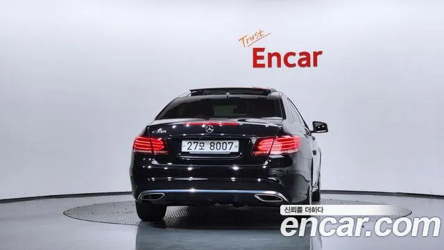Mercedes-Benz E-Класс 2015 thumb 7