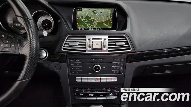 Mercedes-Benz E-Класс 2015 thumb 3