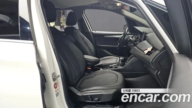 BMW 2 серии 2015 thumb 11