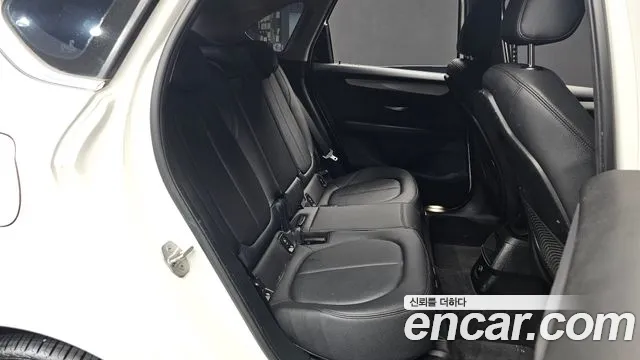 BMW 2 серии 2015 thumb 9