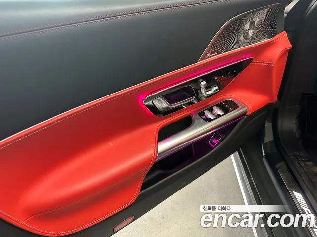 Mercedes-Benz SL-Класс 2025 thumb 9