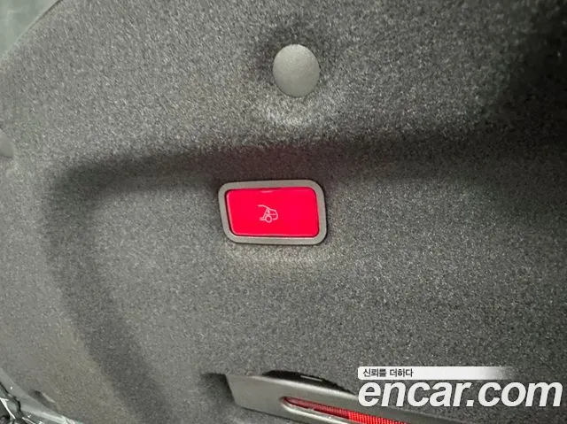 Mercedes-Benz SL-Класс 2025 thumb 4