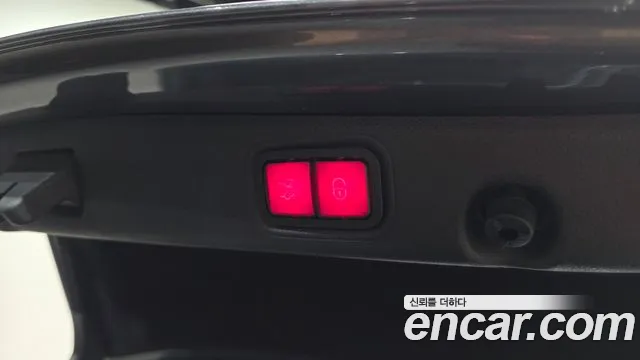 Mercedes-Benz E-Класс 2021 thumb 11