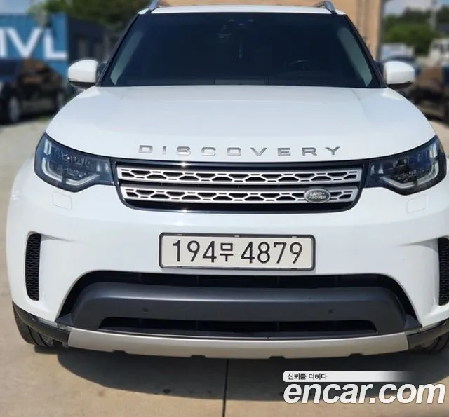 Land Rover Discovery 2019 thumb 11