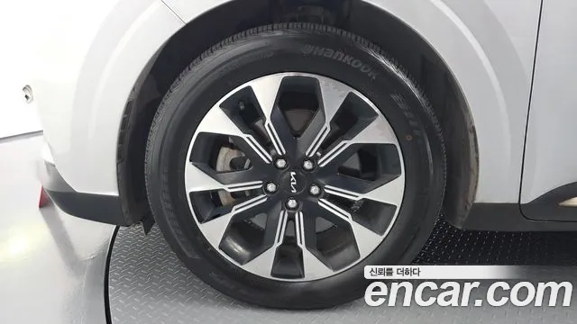 Kia Carnival 2022 thumb 9