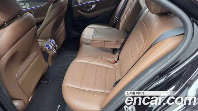 Mercedes-Benz E-Класс 2021 thumb 6