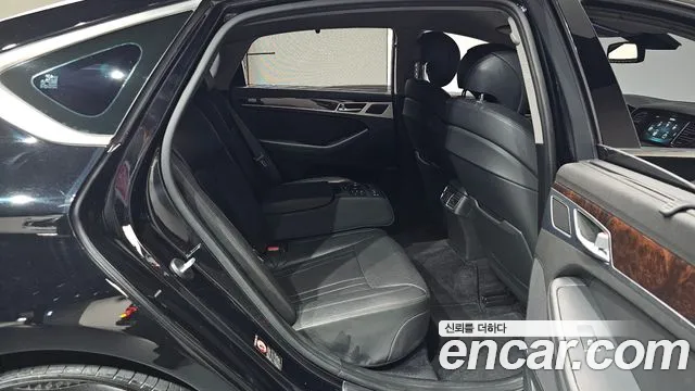 Hyundai Genesis 2016 thumb 11