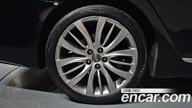 Hyundai Genesis 2016 thumb 7