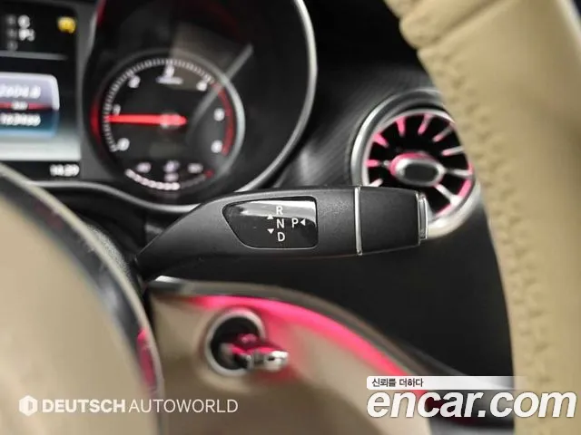 Mercedes-Benz V-Class 2018 thumb 12