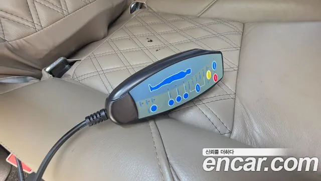 GMC Savana 2023 thumb 6