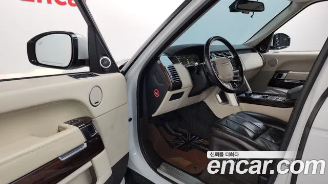 Land Rover Range Rover 2016 thumb 8