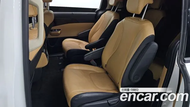 Kia Carnival 2022 thumb 12