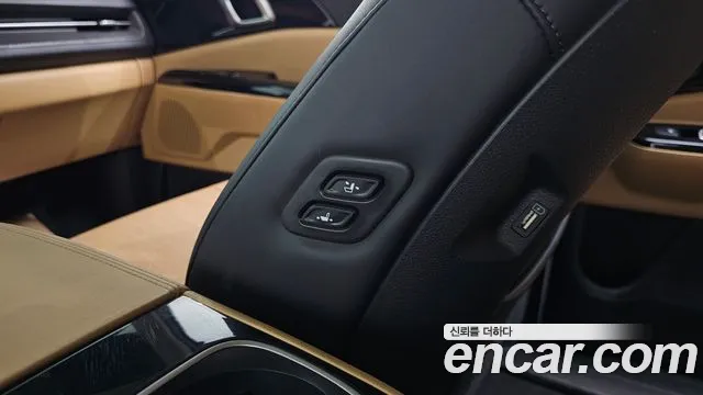 Kia Carnival 2022 thumb 8