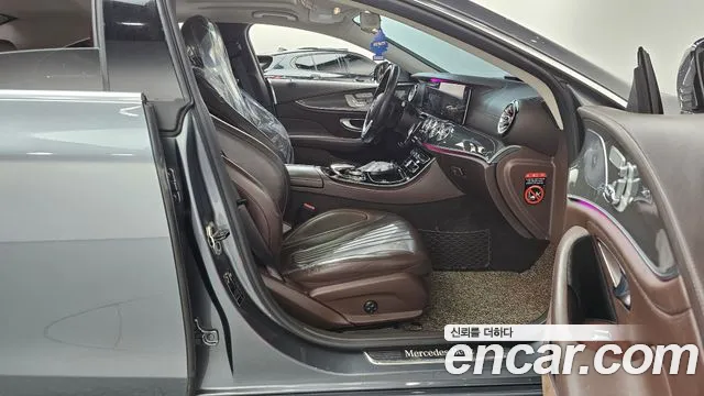Mercedes-Benz CLS-Class 2019 thumb 6