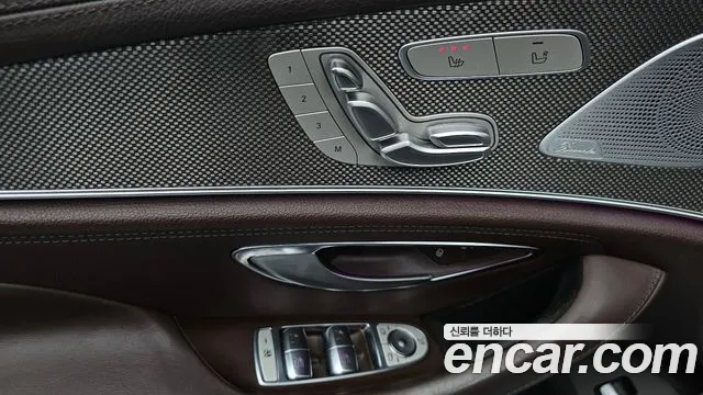Mercedes-Benz CLS-Class 2019 thumb 9
