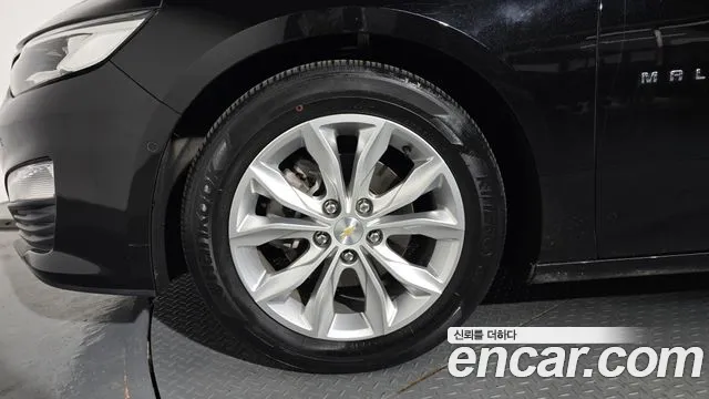 Chevrolet Malibu 2021 thumb 6