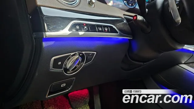 Mercedes-Benz S-Класс 2018 thumb 2