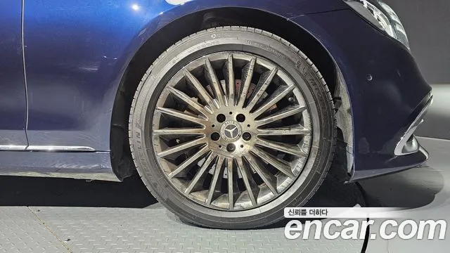 Mercedes-Benz S-Класс 2018 thumb 10