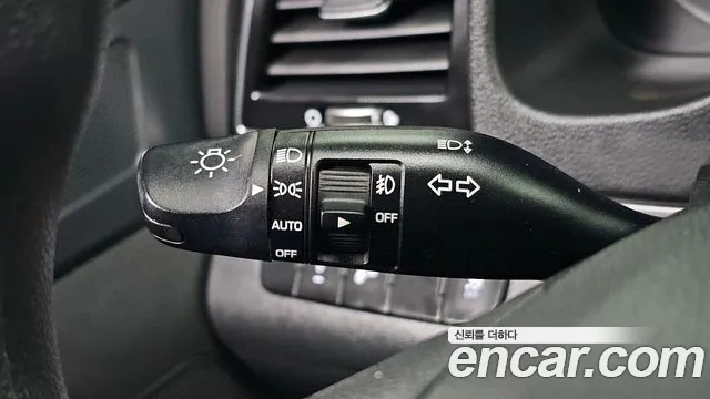 Hyundai Avante 2017 thumb 6