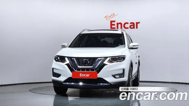 Nissan X-Trail 2018 thumb 12