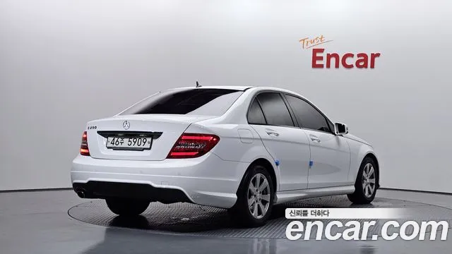 Mercedes-Benz C-Класс 2012 thumb 9