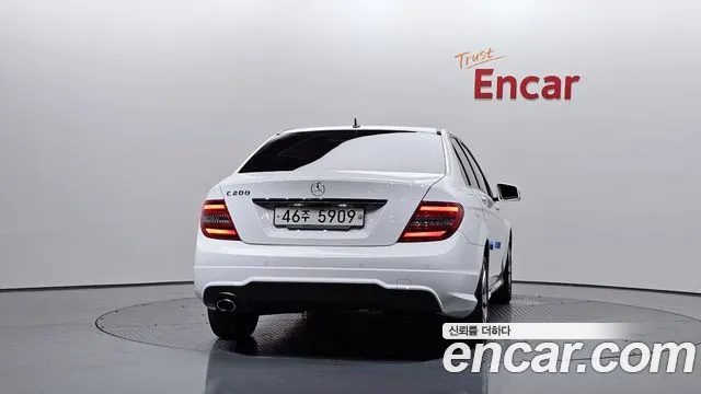 Mercedes-Benz C-Класс 2012 thumb 7