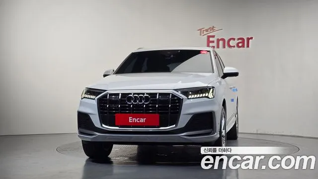 Audi Q7 2022 thumb 8