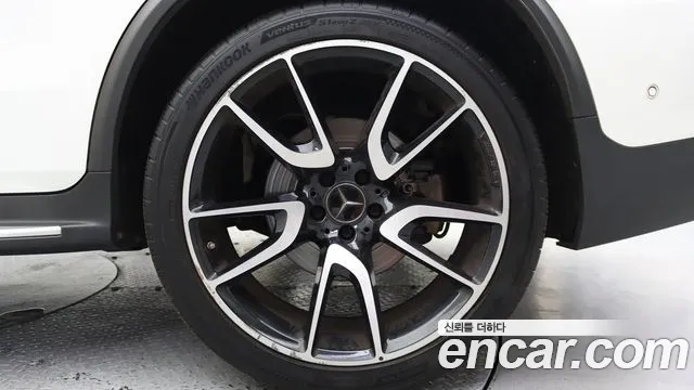 Mercedes-Benz GLC 2017 thumb 8