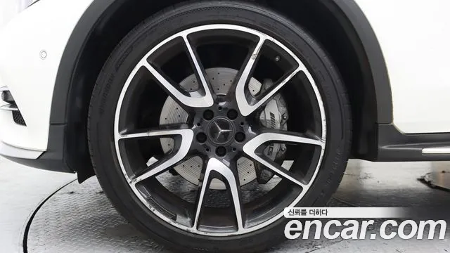 Mercedes-Benz GLC 2017 thumb 5