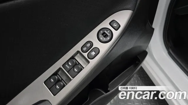 Hyundai Accent 2016 thumb 4