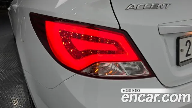 Hyundai Accent 2016 thumb 11