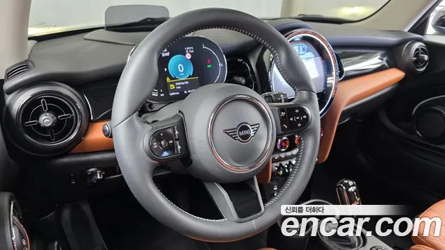 Mini Hatch 2023 thumb 12