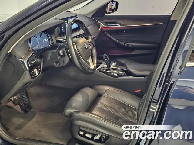 BMW 5 серии 2018 thumb 9
