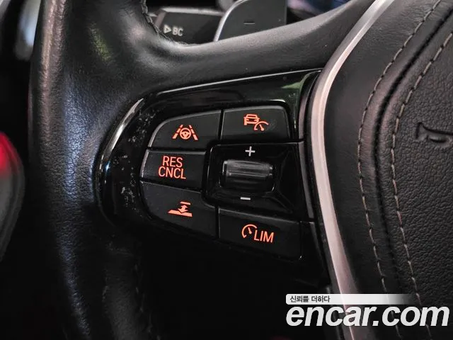 BMW 5 серии 2018 thumb 2