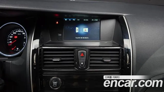 Renault Latitude 2015 thumb 12