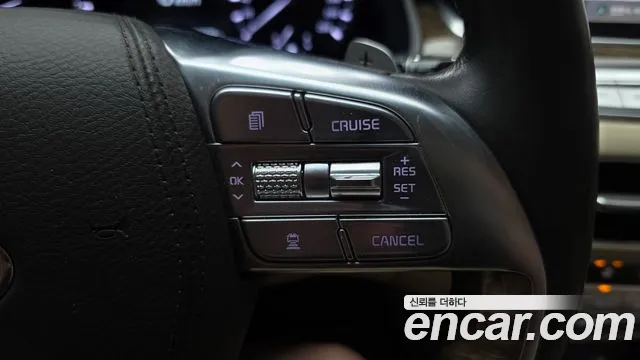 Kia K9 2018 thumb 2