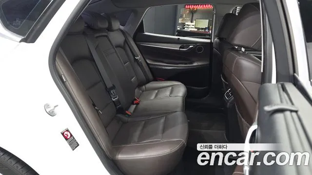 Hyundai Grandeur 2016 thumb 8