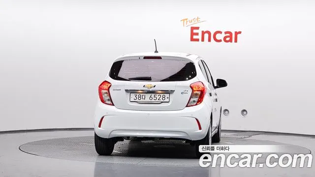 Chevrolet Spark 2017 thumb 10