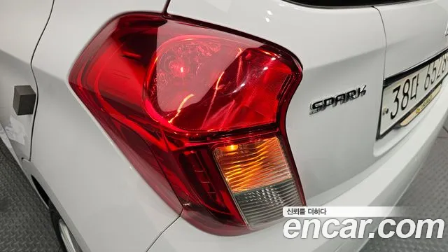 Chevrolet Spark 2017 thumb 6