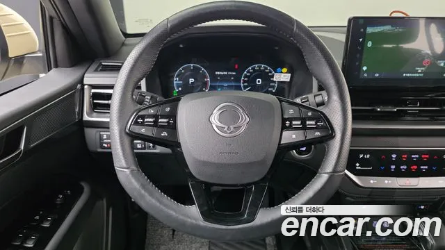 KG_Mobility_Ssangyong Rexton 2024 thumb 3