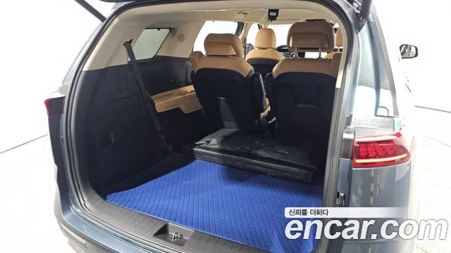 Kia Carnival 2023 thumb 12