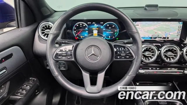 Mercedes-Benz GLB 2021 thumb 4