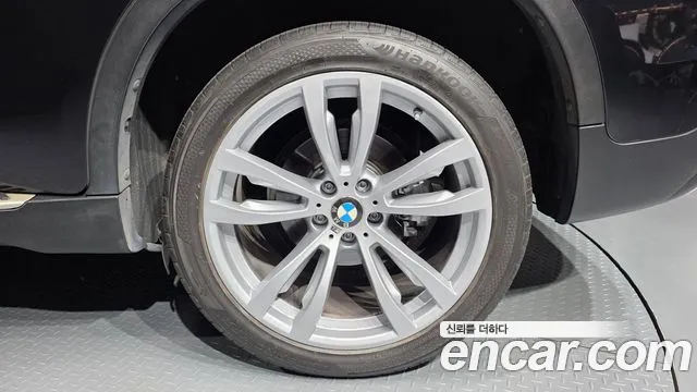 BMW X6 2017 thumb 9