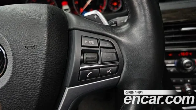 BMW X6 2017 thumb 12