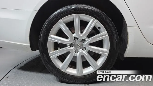 Audi A6 2014 thumb 7