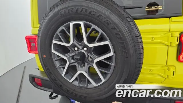 Jeep Wrangler 2024 thumb 7