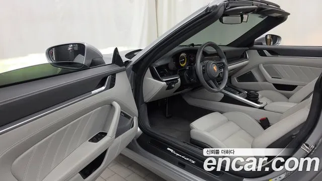 Porsche 911 2024 thumb 7